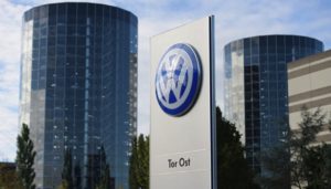 Volkswagen vrea să intre pe piaţa maşinilor electrice cu un model sub preţul pieţei