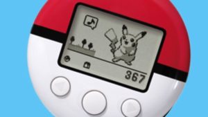 Tamagotchi – faimoasele jucării din anii ’90 revin pe piață în urma unei colaborări cu Pokemon
